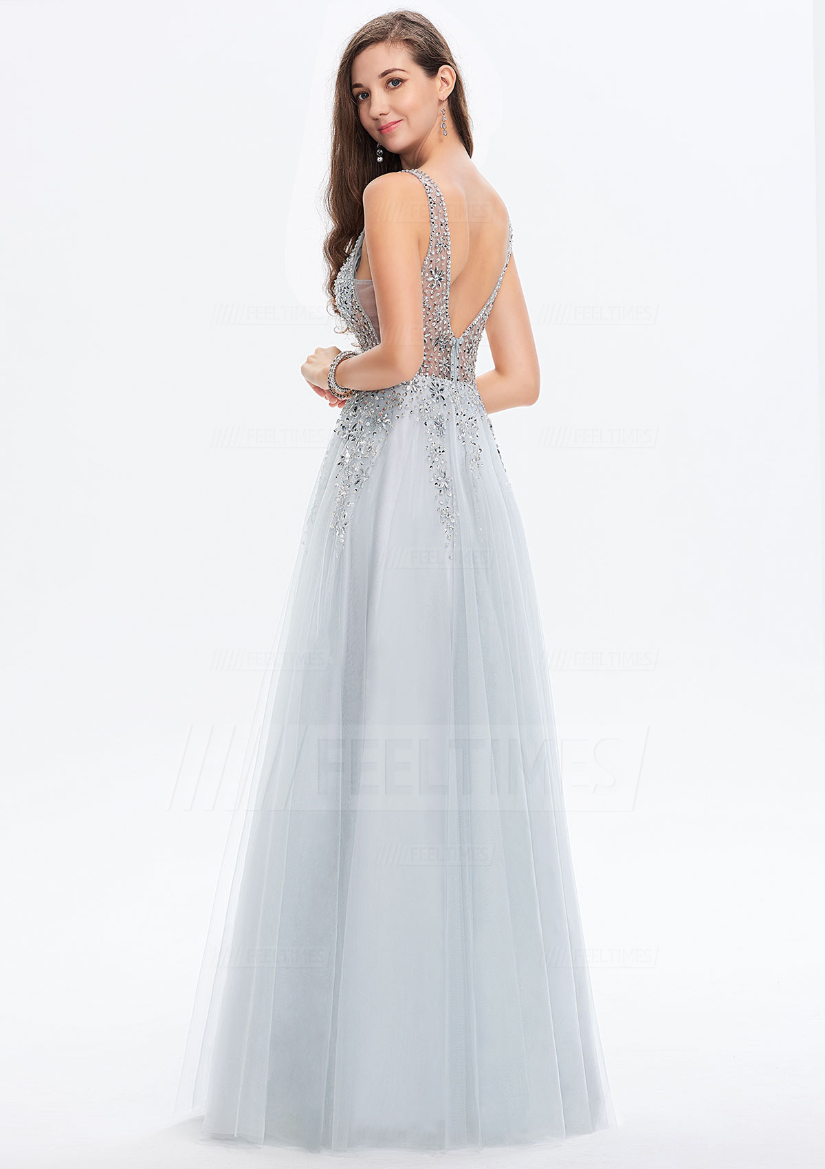 A-line/Princess Sleeveless Long/Floor-Length Tulle Prom Dress With Rhinestone/Sequins/Beading